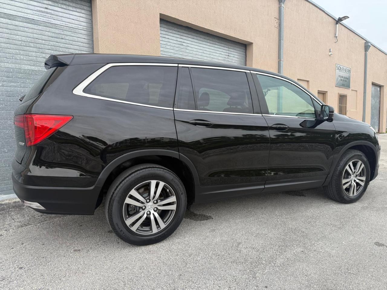 Honda Pilot AWD 4dr EX-L w/Navi 2016
