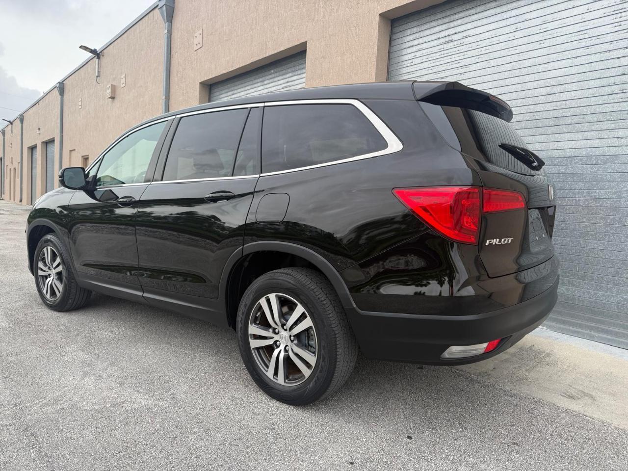 Honda Pilot AWD 4dr EX-L w/Navi 2016