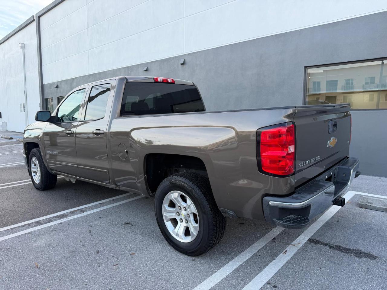 Chevrolet Silverado 1500 2WD Double Cab 143.5" LT w/2LT 2015