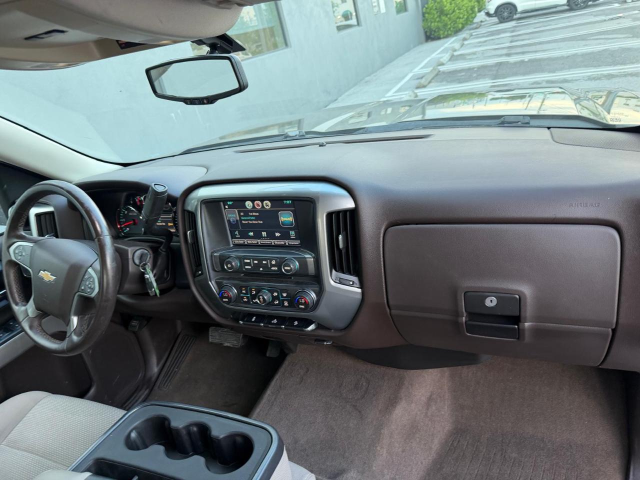 Chevrolet Silverado 1500 2WD Double Cab 143.5" LT w/2LT 2015