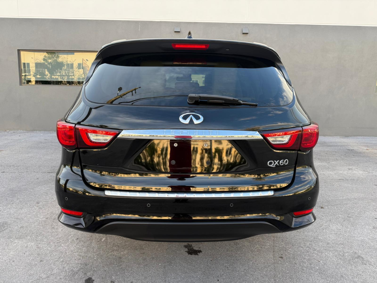 2016 Infiniti QX60 photo 4
