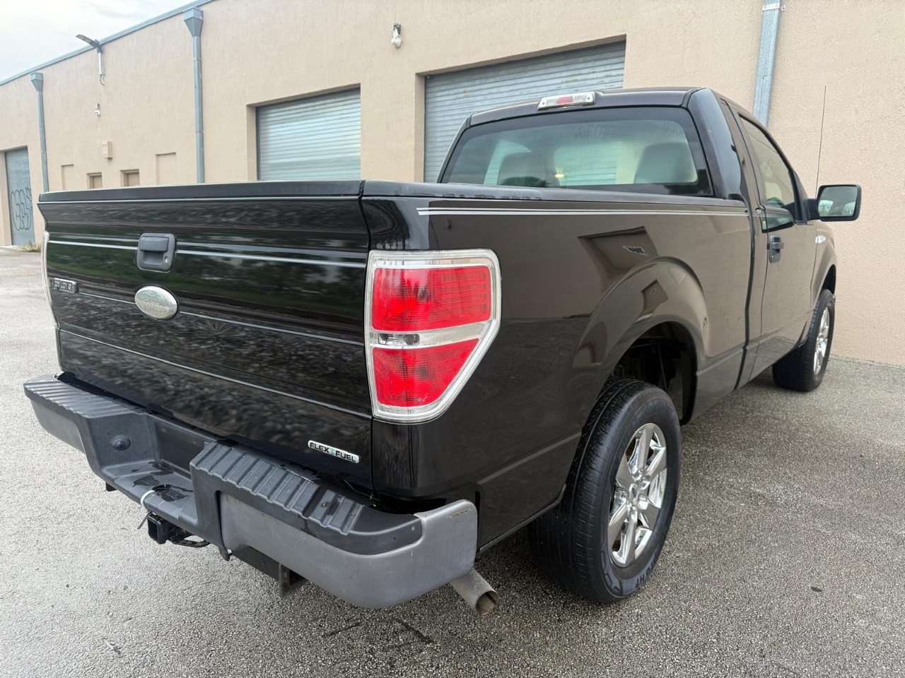 2011 Ford F-150 XLT photo 3
