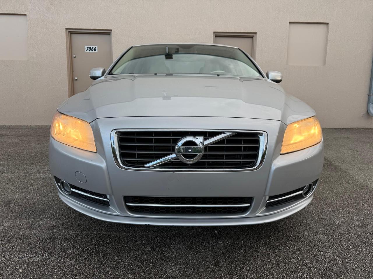 Volvo S80 4dr Sdn I6 FWD 2010