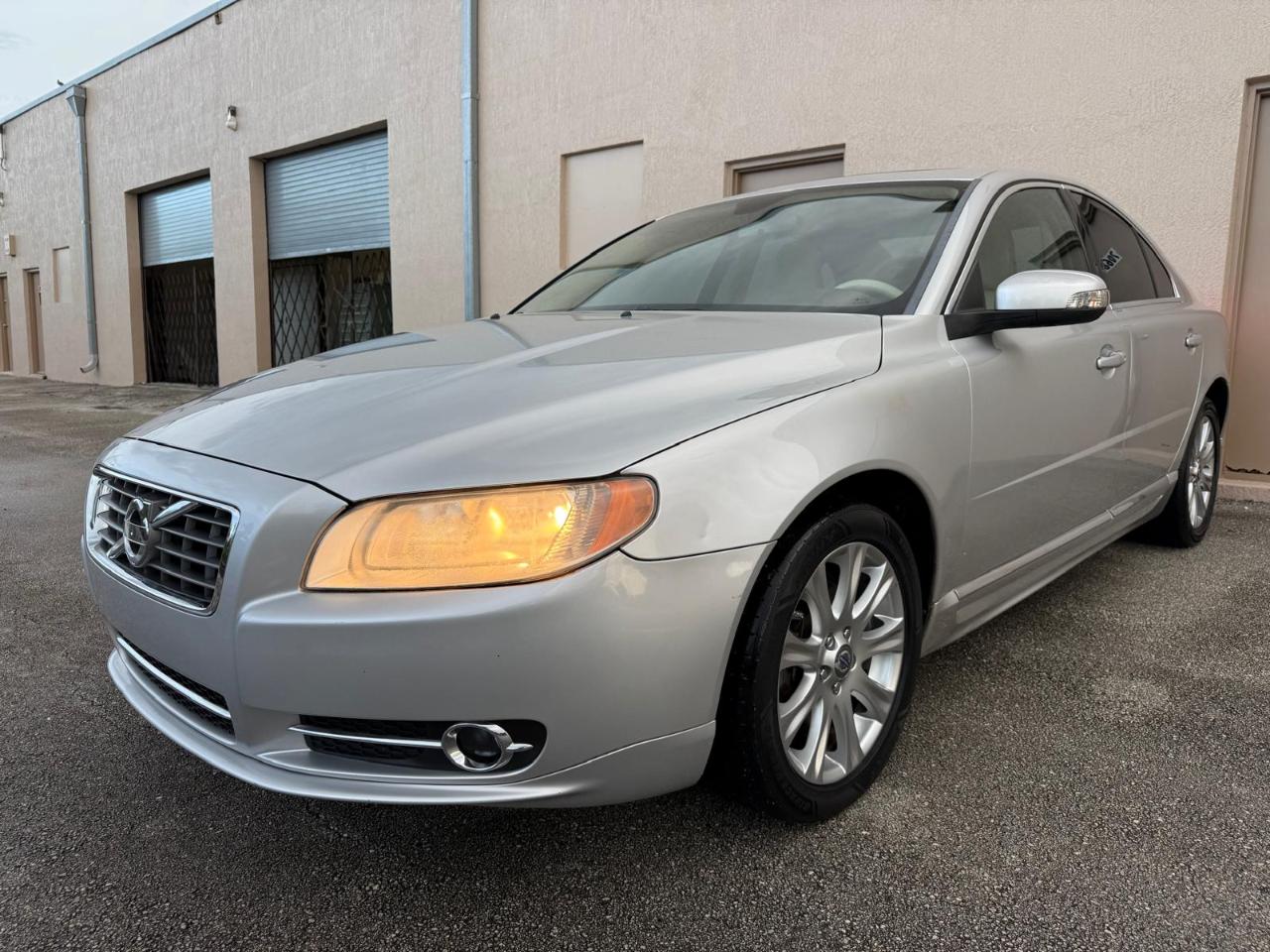 Volvo S80 4dr Sdn I6 FWD 2010