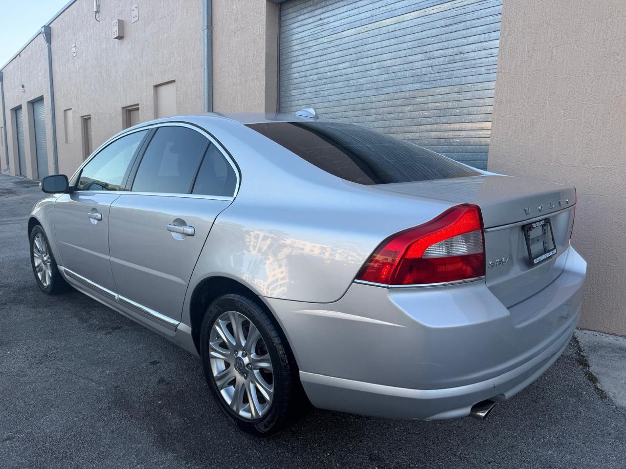 Volvo S80 4dr Sdn I6 FWD 2010