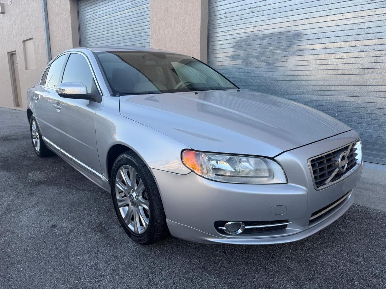 Volvo S80 4dr Sdn I6 FWD 2010