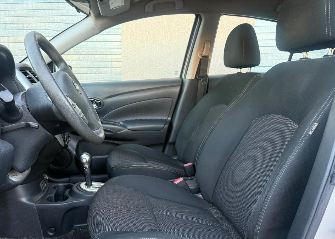 Nissan Versa Sedan SV CVT 2019 Nissan Versa Sedan SV CVT 2019
