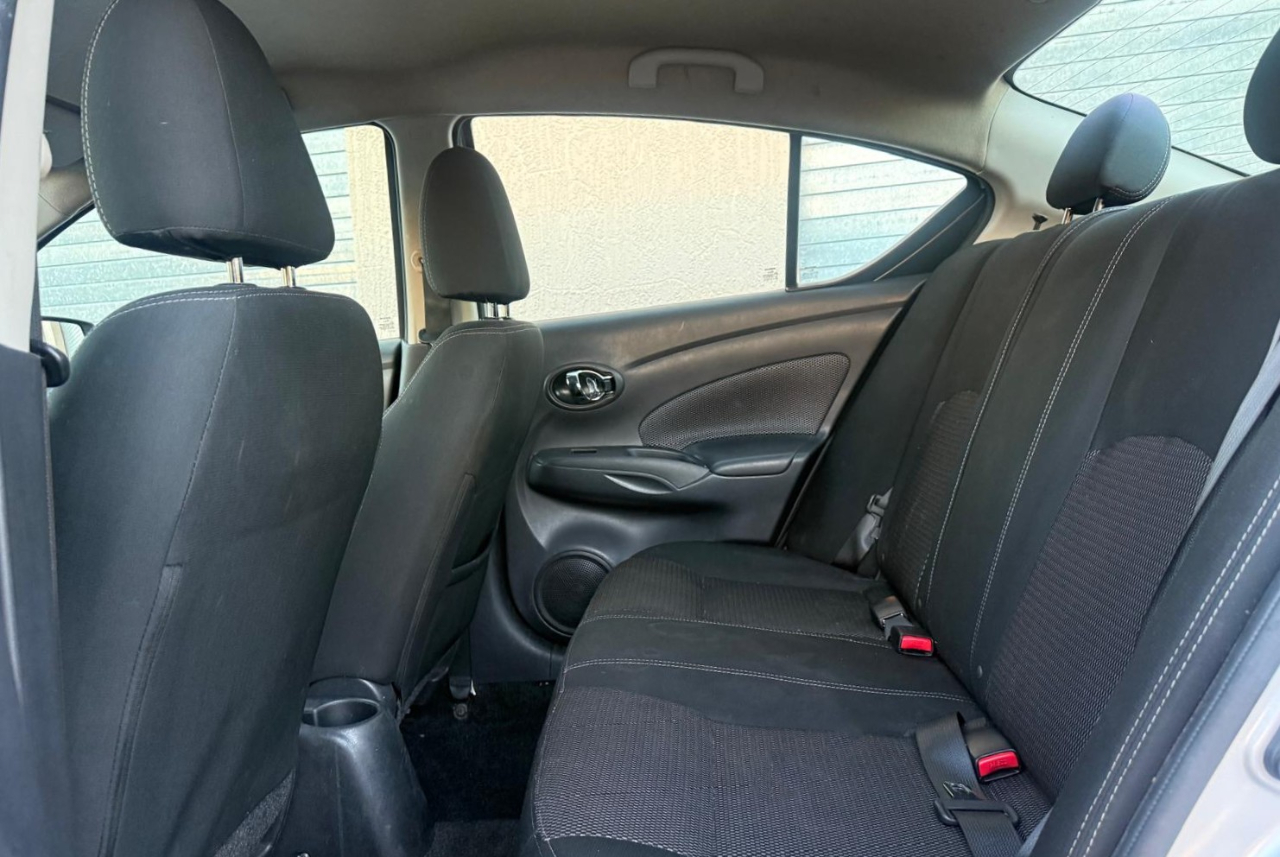 Nissan Versa Sedan SV CVT 2019 Nissan Versa Sedan SV CVT 2019