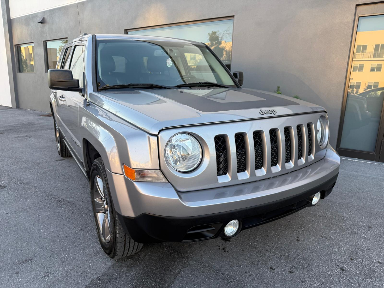 Jeep Patriot FWD 4dr Sport SE 2016 Jeep Patriot FWD 4dr Sport SE 2016