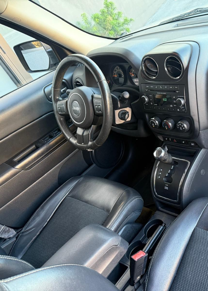 Jeep Patriot FWD 4dr Sport SE 2016 Jeep Patriot FWD 4dr Sport SE 2016