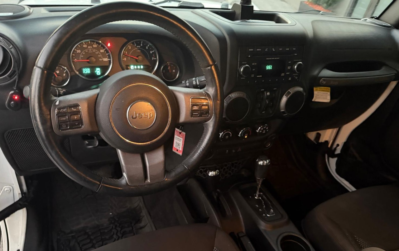 Jeep Wrangler Unlimited 4WD 4dr Black Bear *Ltd Avail* 2016