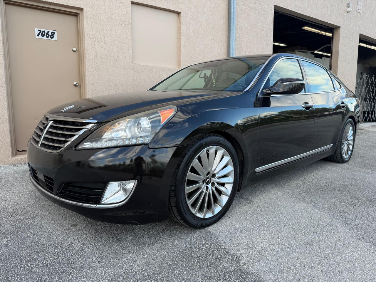 Hyundai Equus 4dr Sdn Ultimate 2014