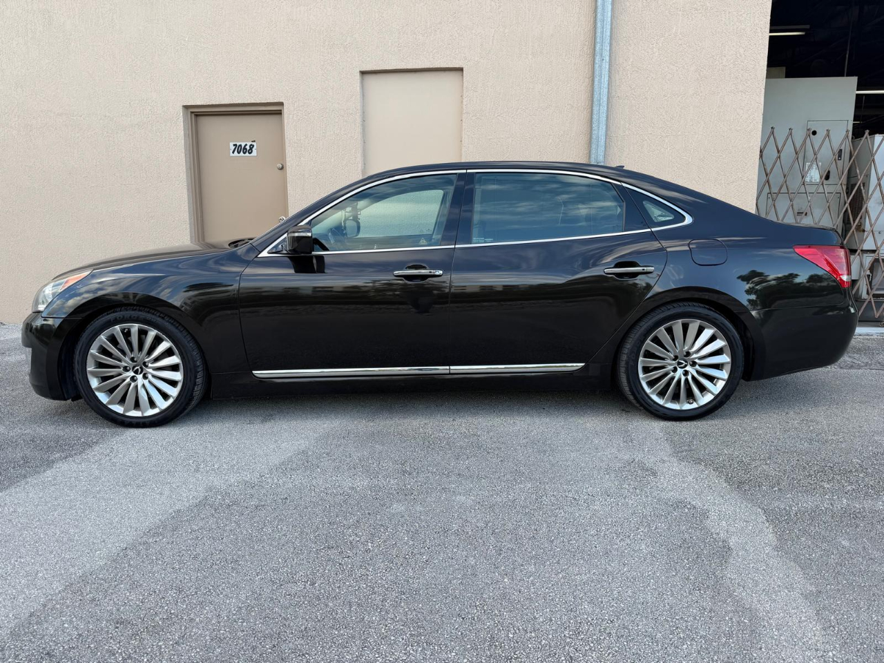 Hyundai Equus 4dr Sdn Ultimate 2014