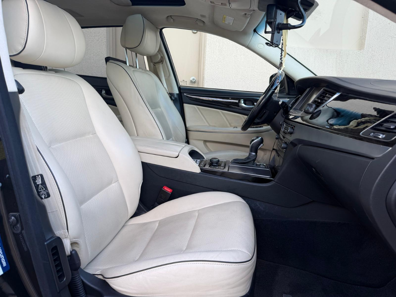 Hyundai Equus 4dr Sdn Ultimate 2014