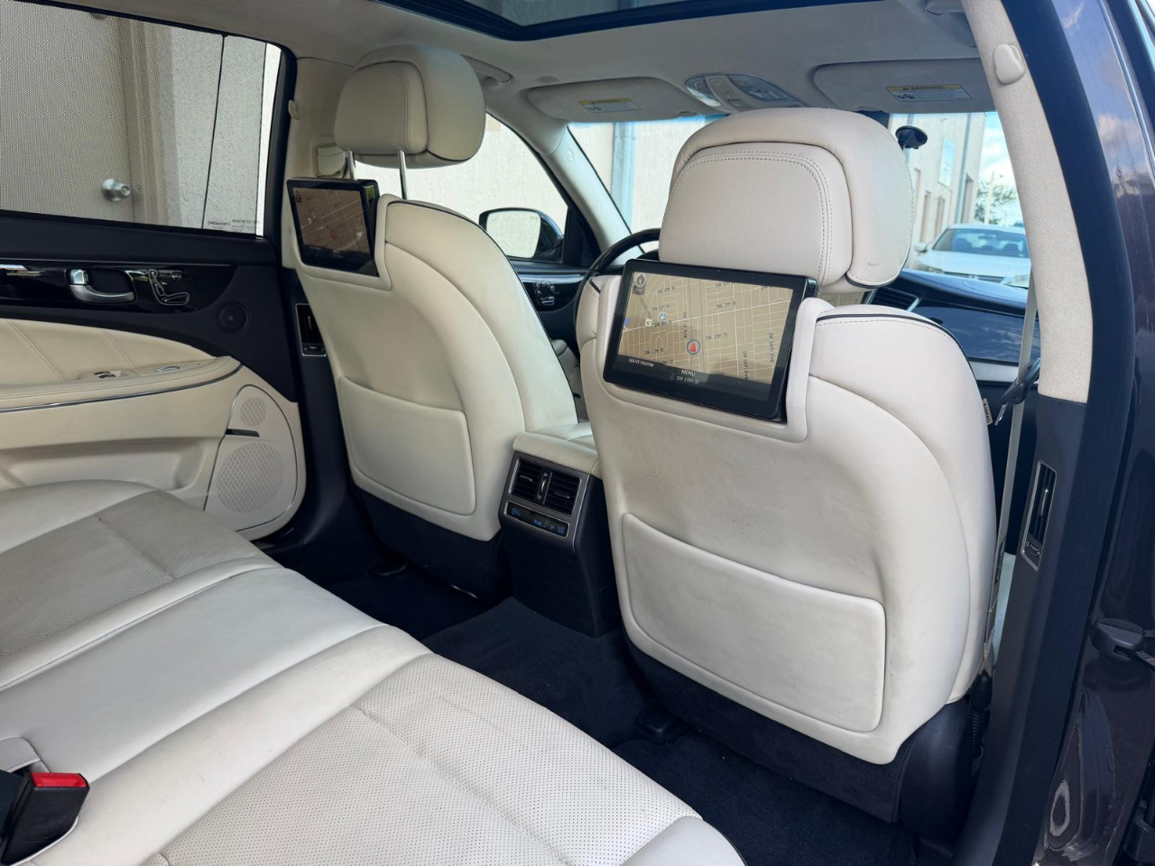 Hyundai Equus 4dr Sdn Ultimate 2014