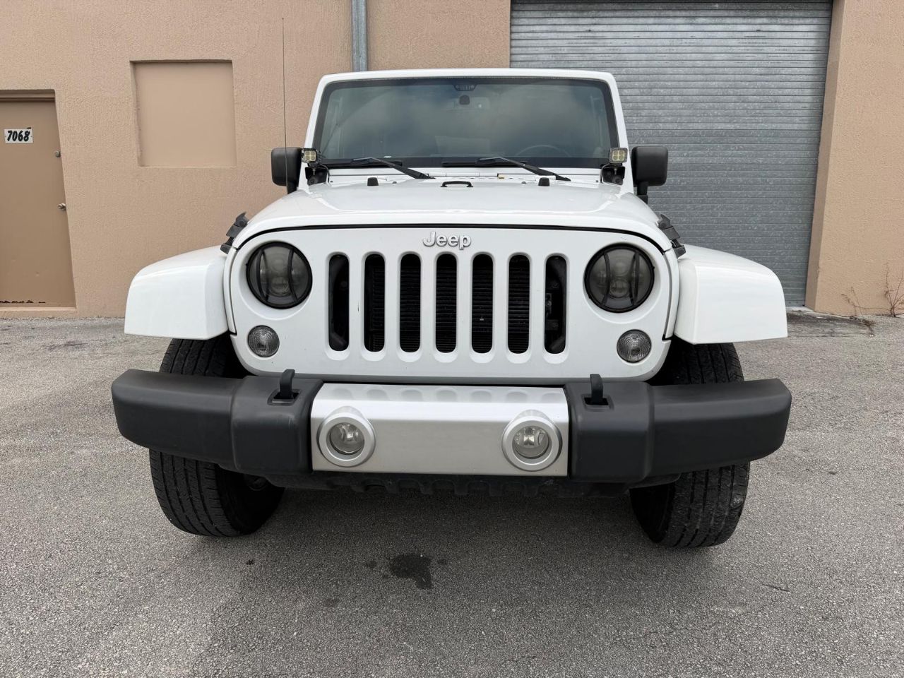 Jeep Wrangler Unlimited 4WD 4dr Sahara 2014
