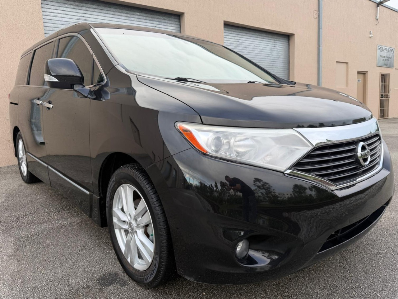 Nissan Quest 4dr SL 2015
