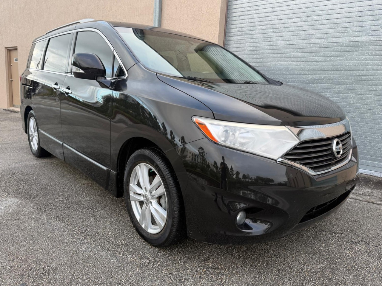 Nissan Quest 4dr SL 2015