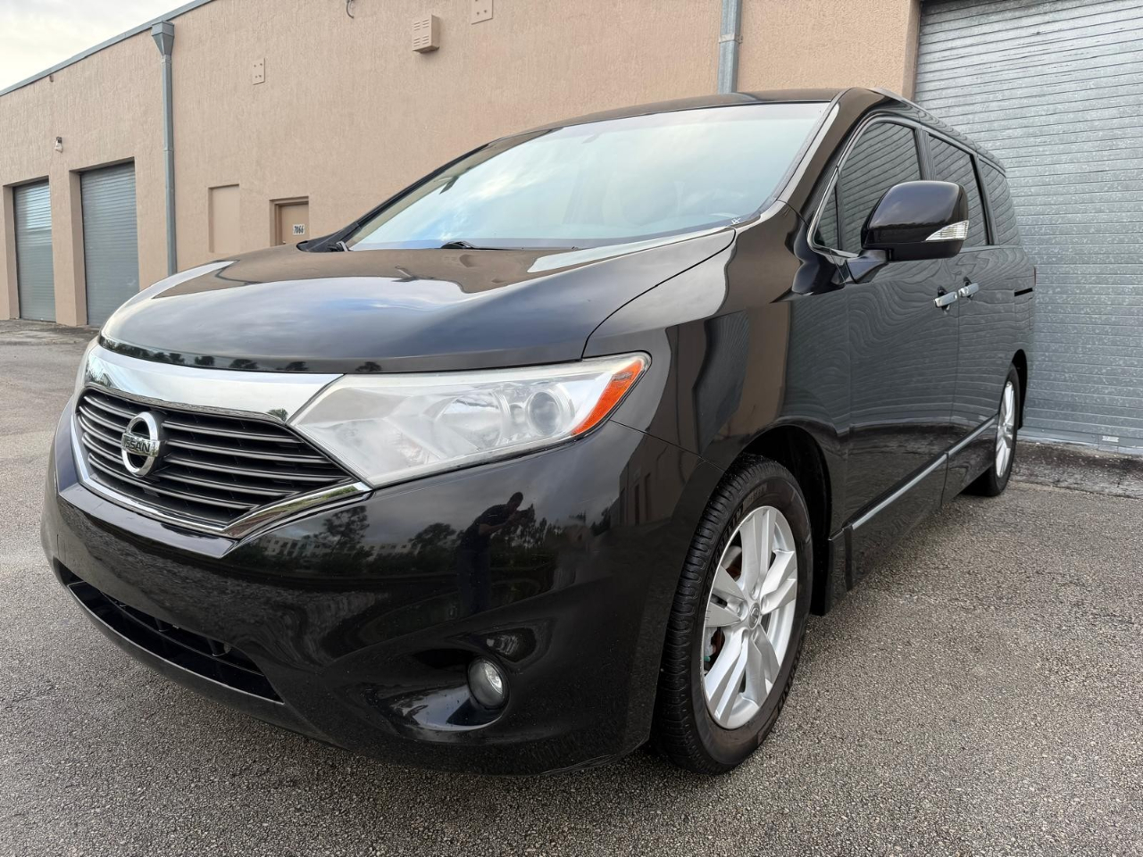 Nissan Quest 4dr SL 2015