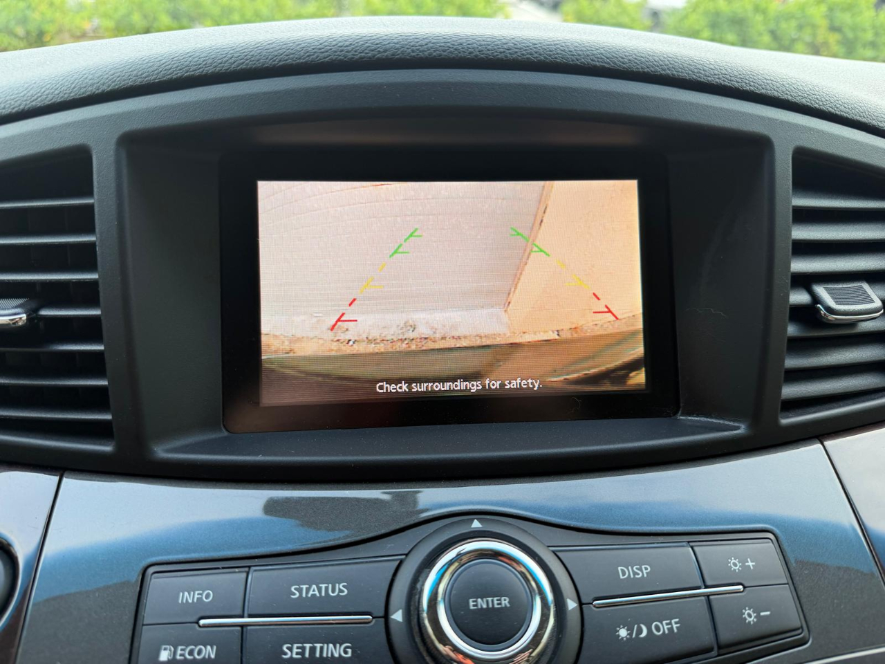 Nissan Quest 4dr SL 2015