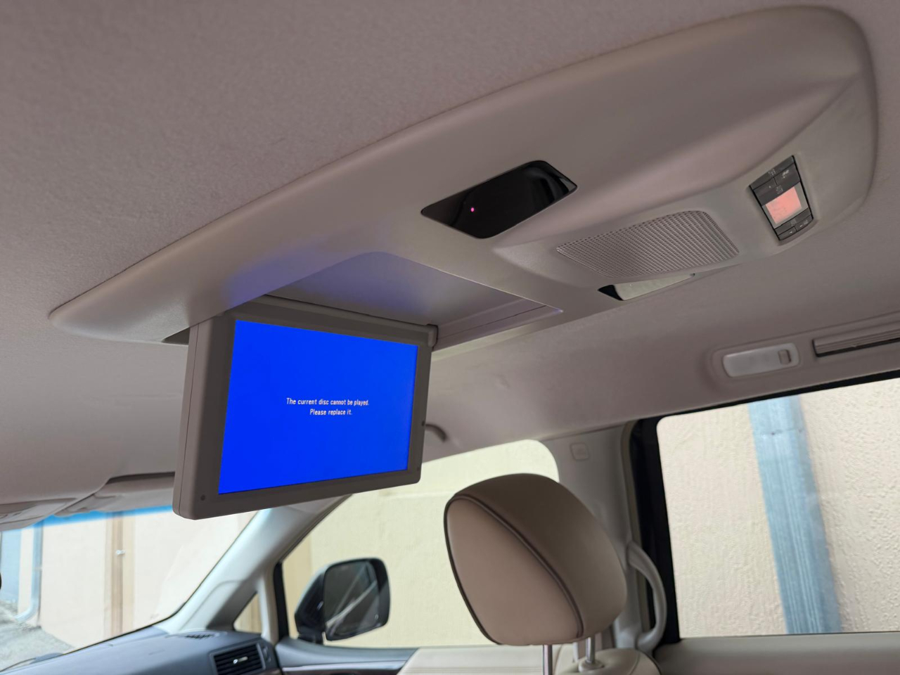 Nissan Quest 4dr SL 2015