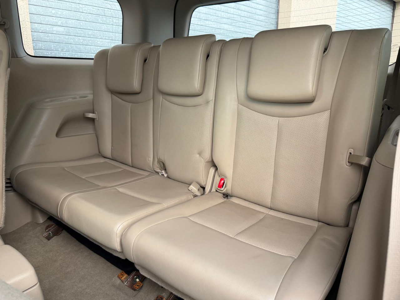 Nissan Quest 4dr SL 2015