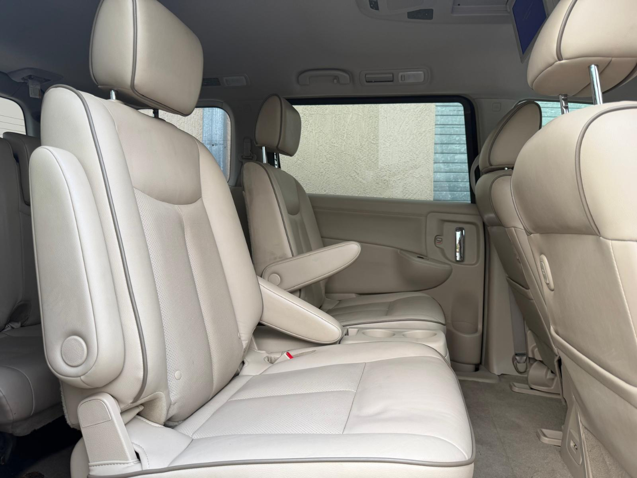 Nissan Quest 4dr SL 2015