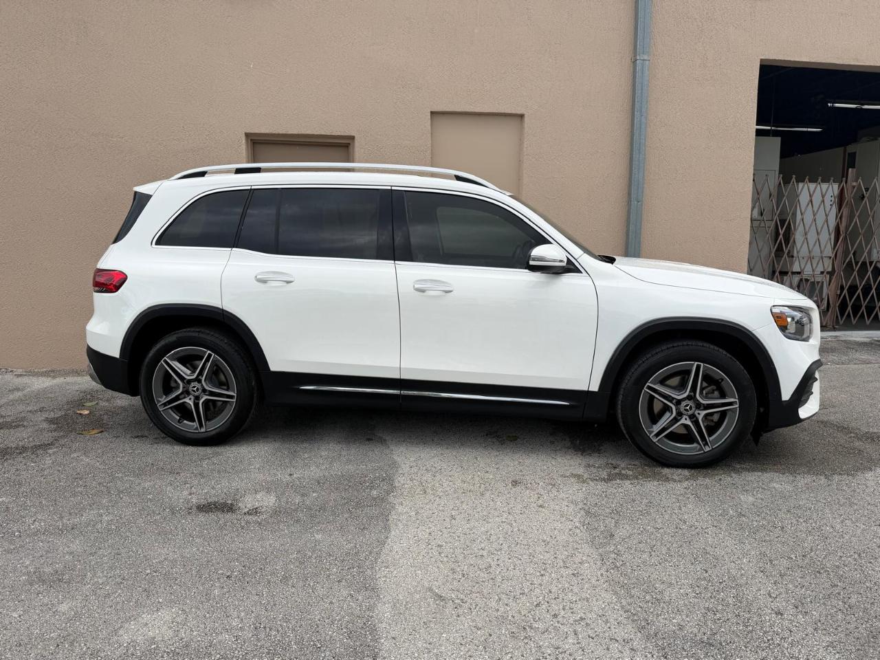 Mercedes-Benz GLB GLB 250 SUV 2021