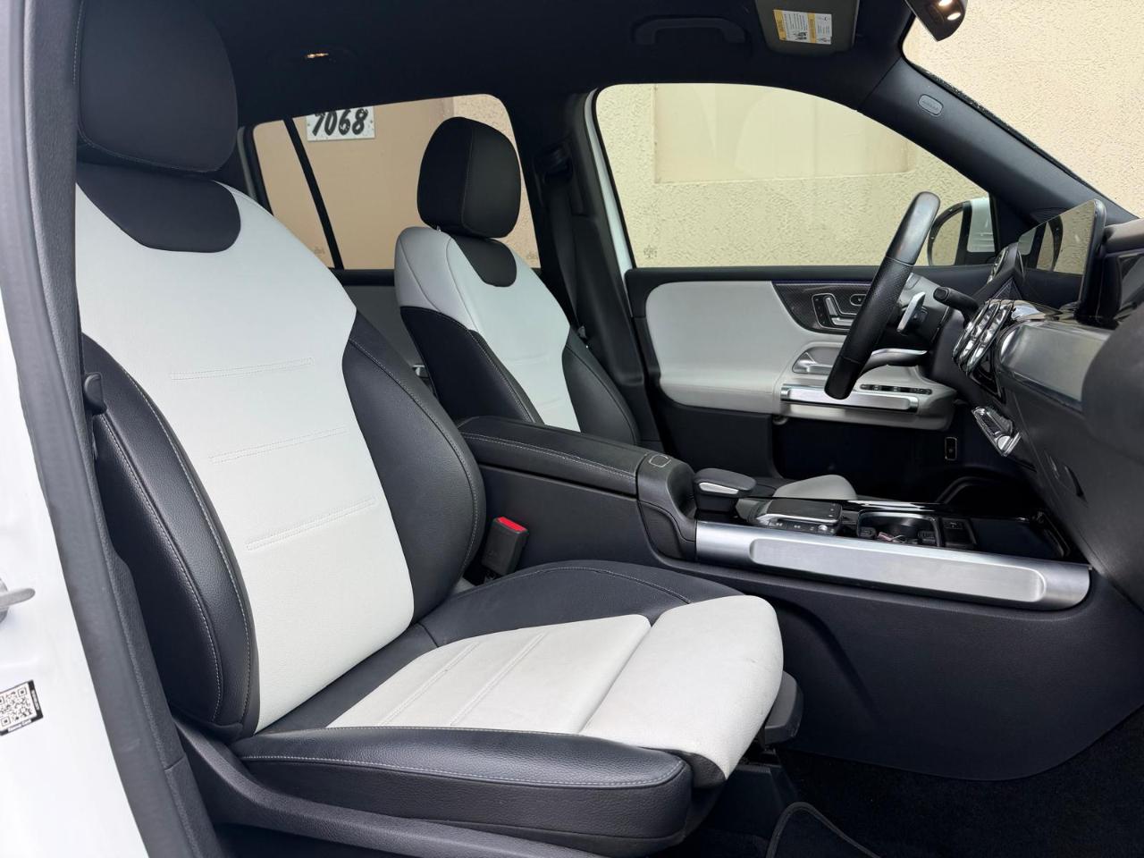 Mercedes-Benz GLB GLB 250 SUV 2021