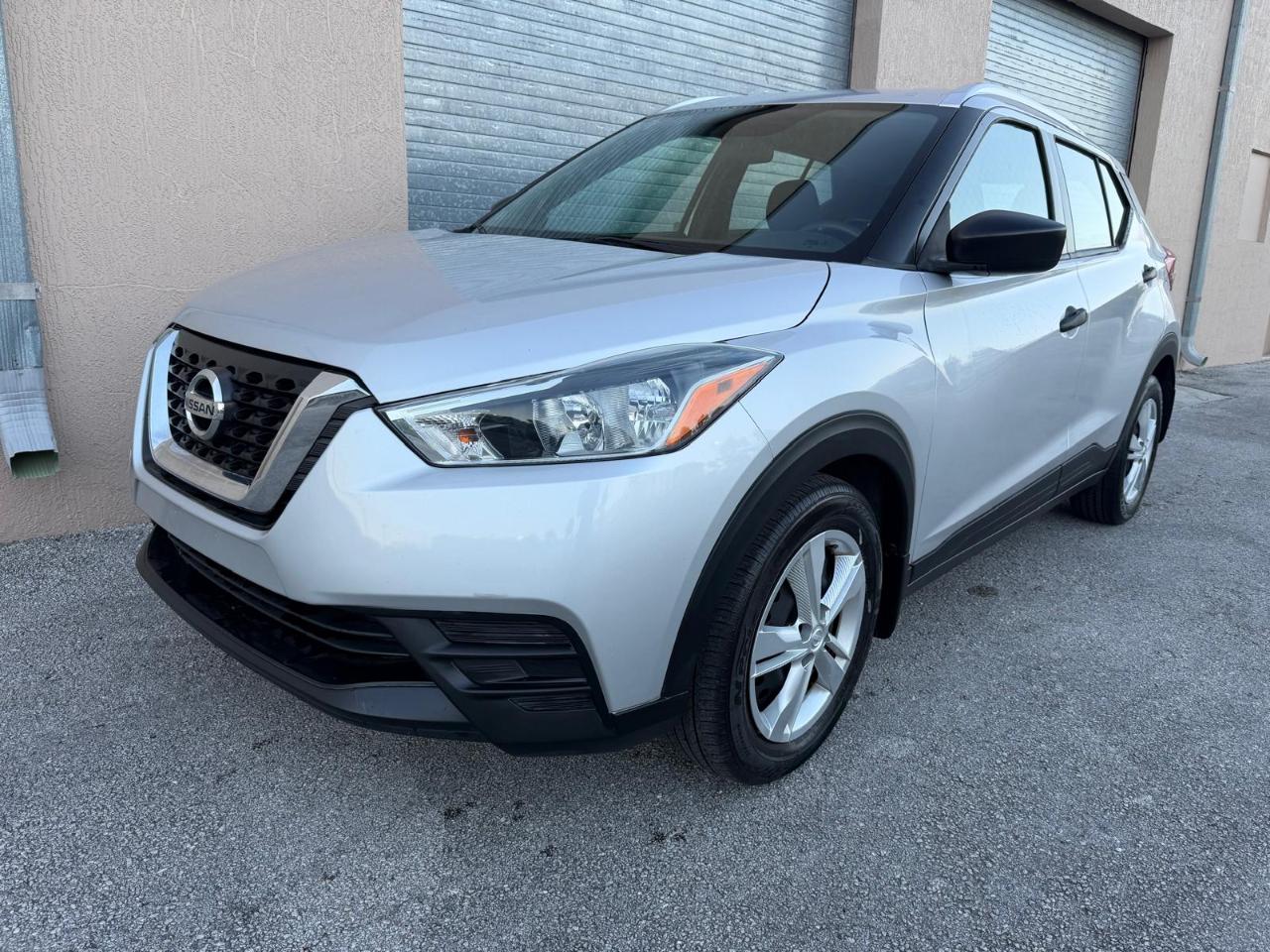 Nissan Kicks S FWD 2019