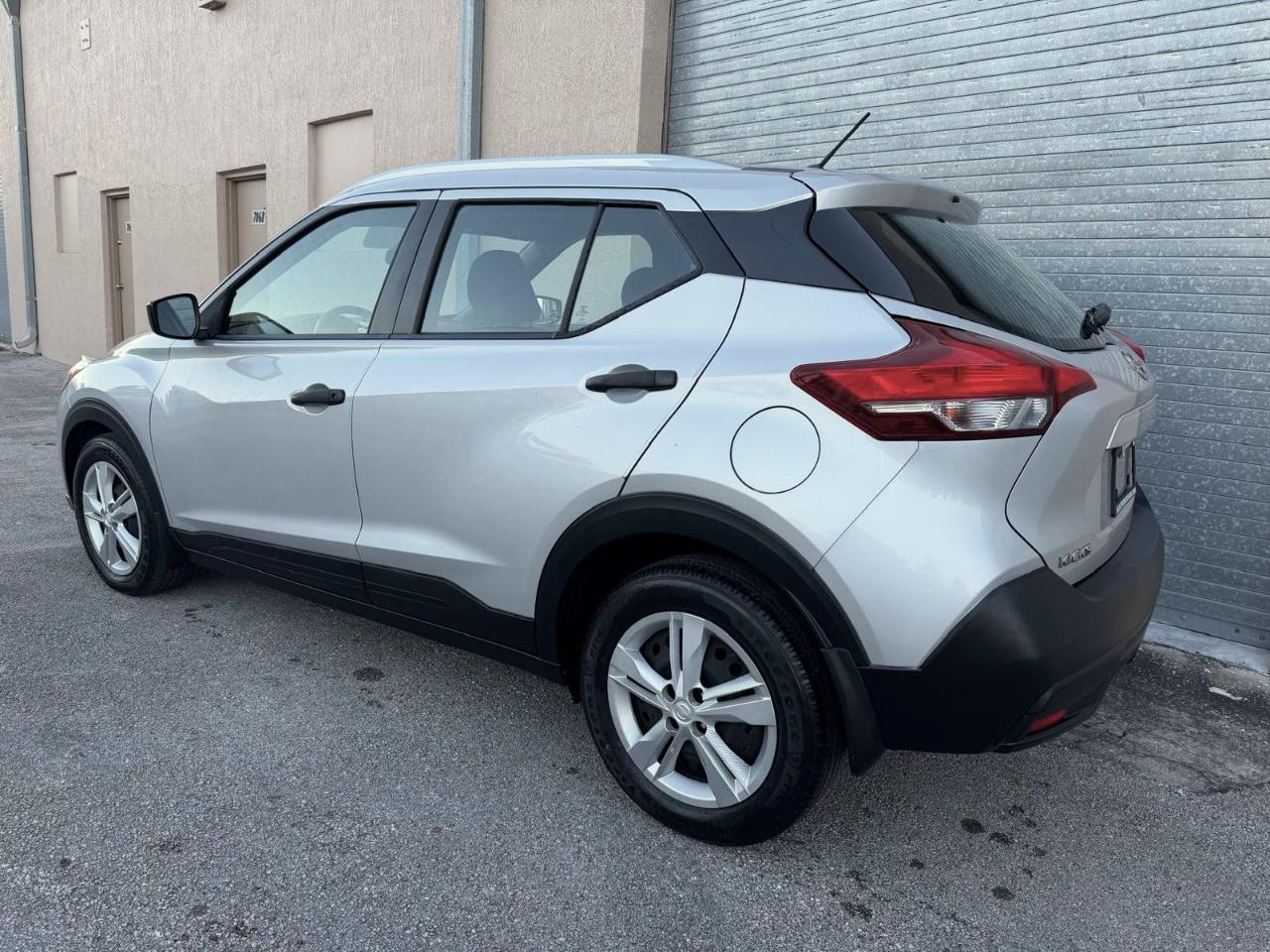 Nissan Kicks S FWD 2019