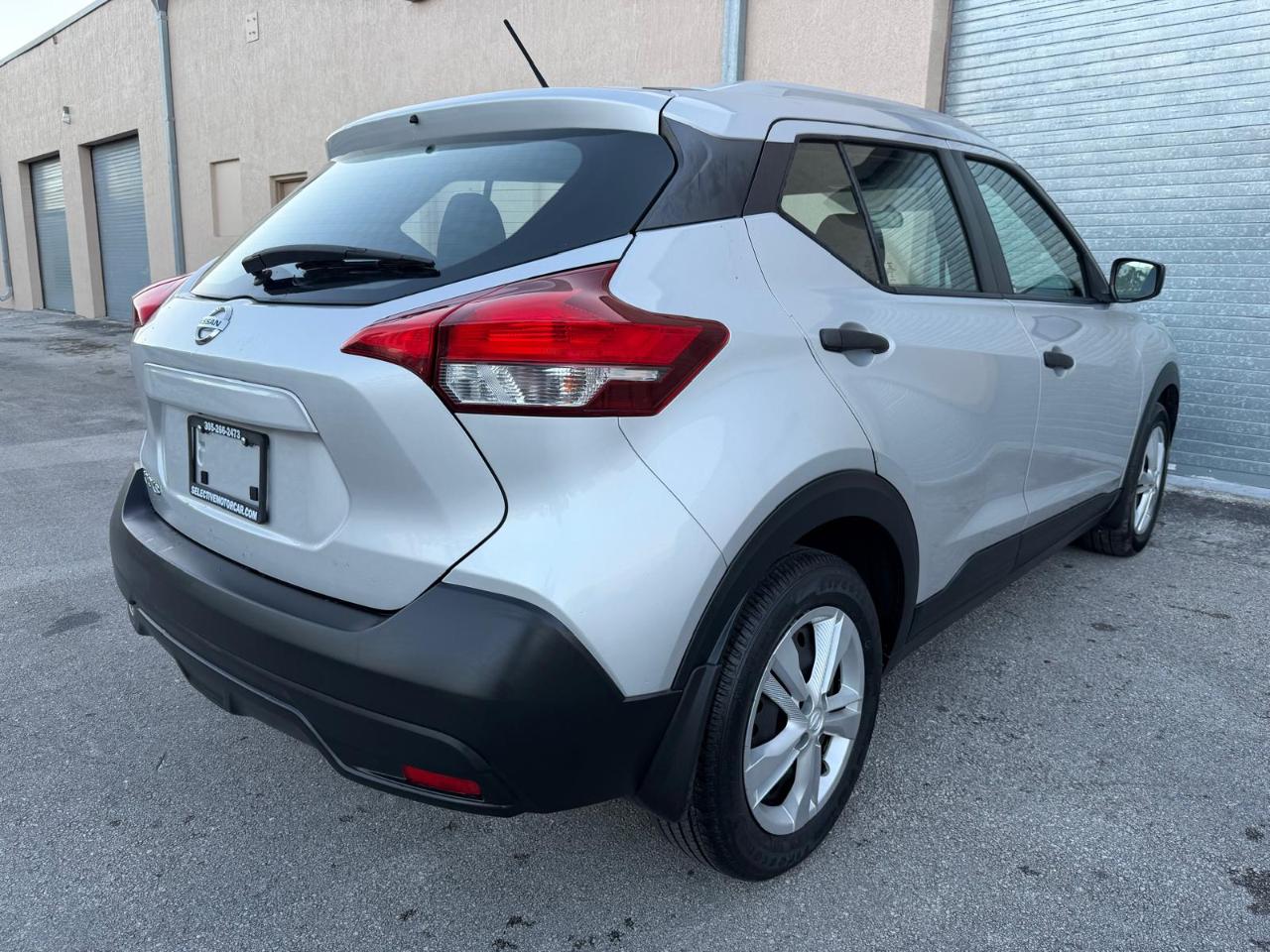 Nissan Kicks S FWD 2019