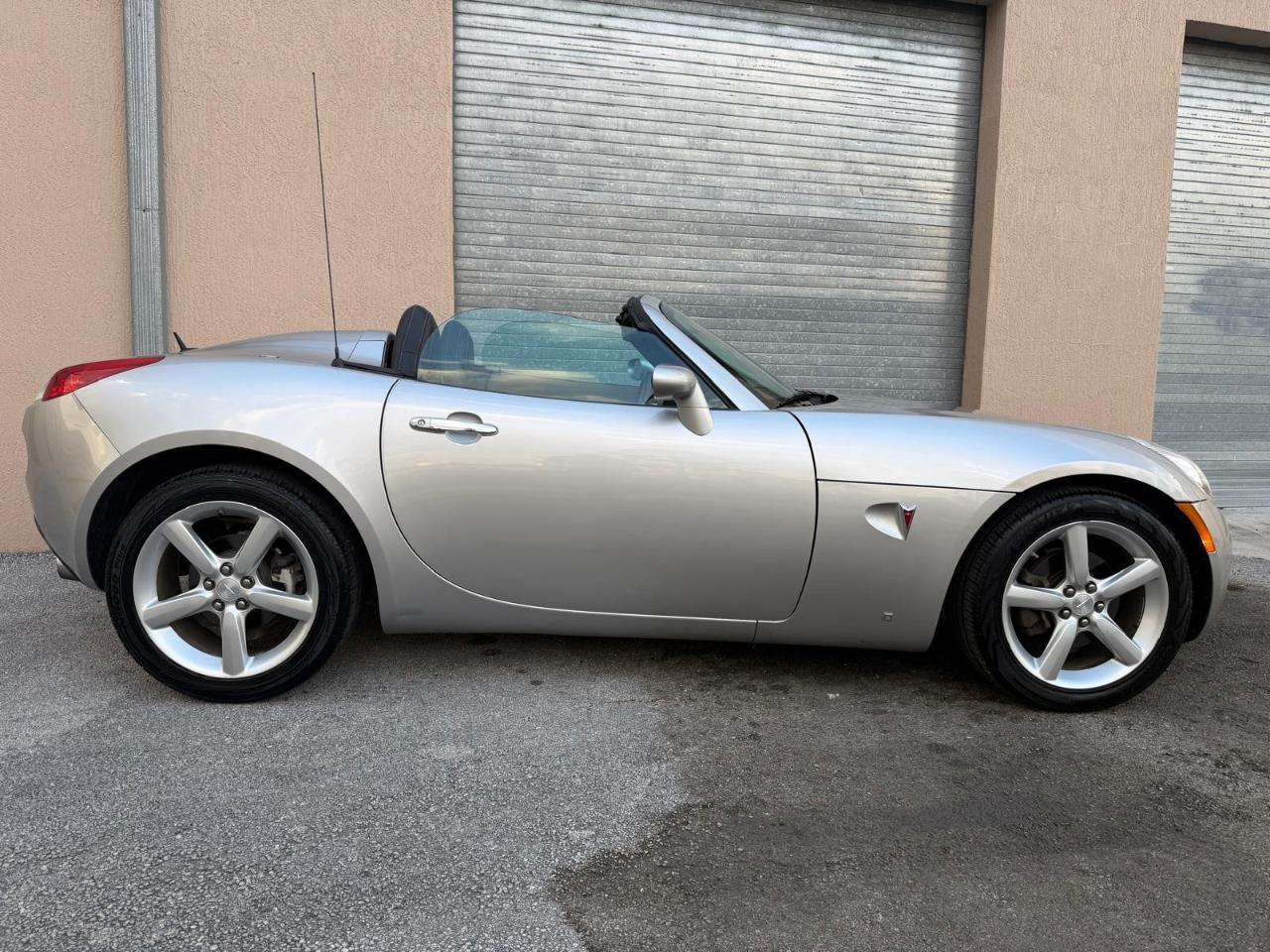 Pontiac Solstice 2dr Conv 2009