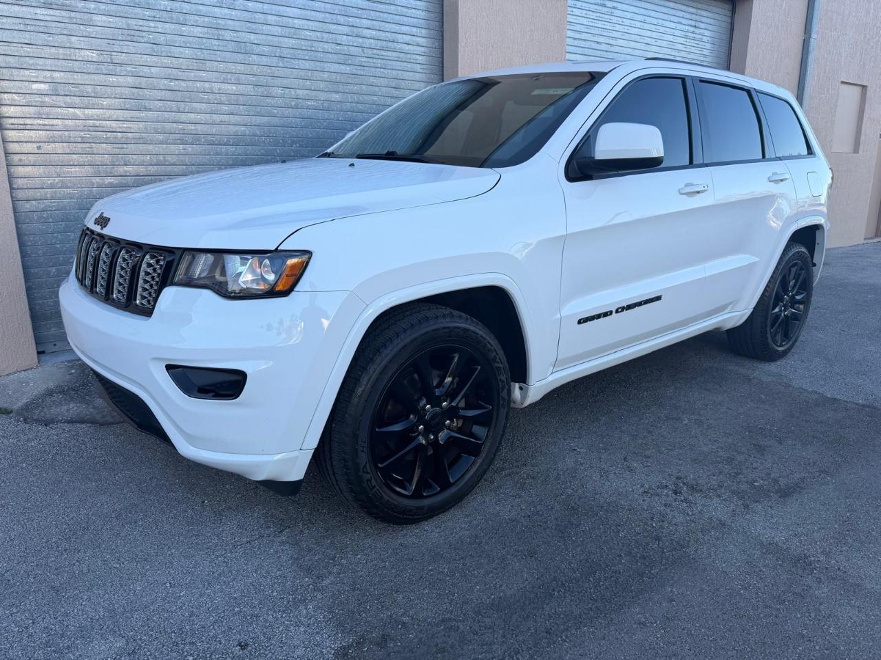 Jeep Grand Cherokee Altitude 4x2 2019