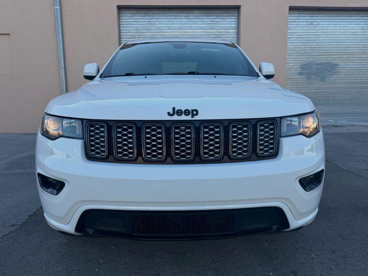 Jeep Grand Cherokee Altitude 4x2 2019