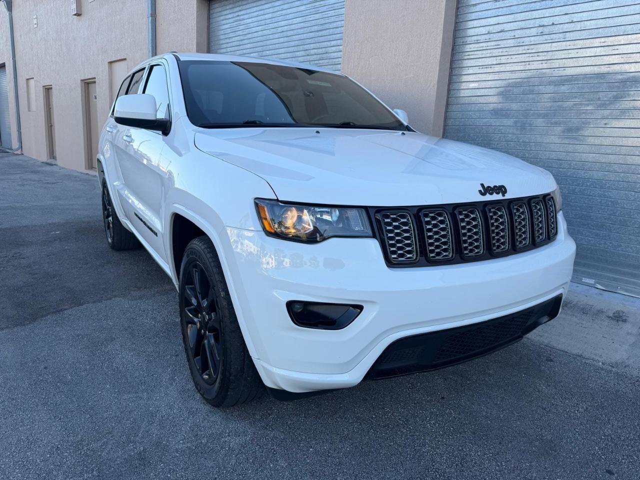 Jeep Grand Cherokee Altitude 4x2 2019