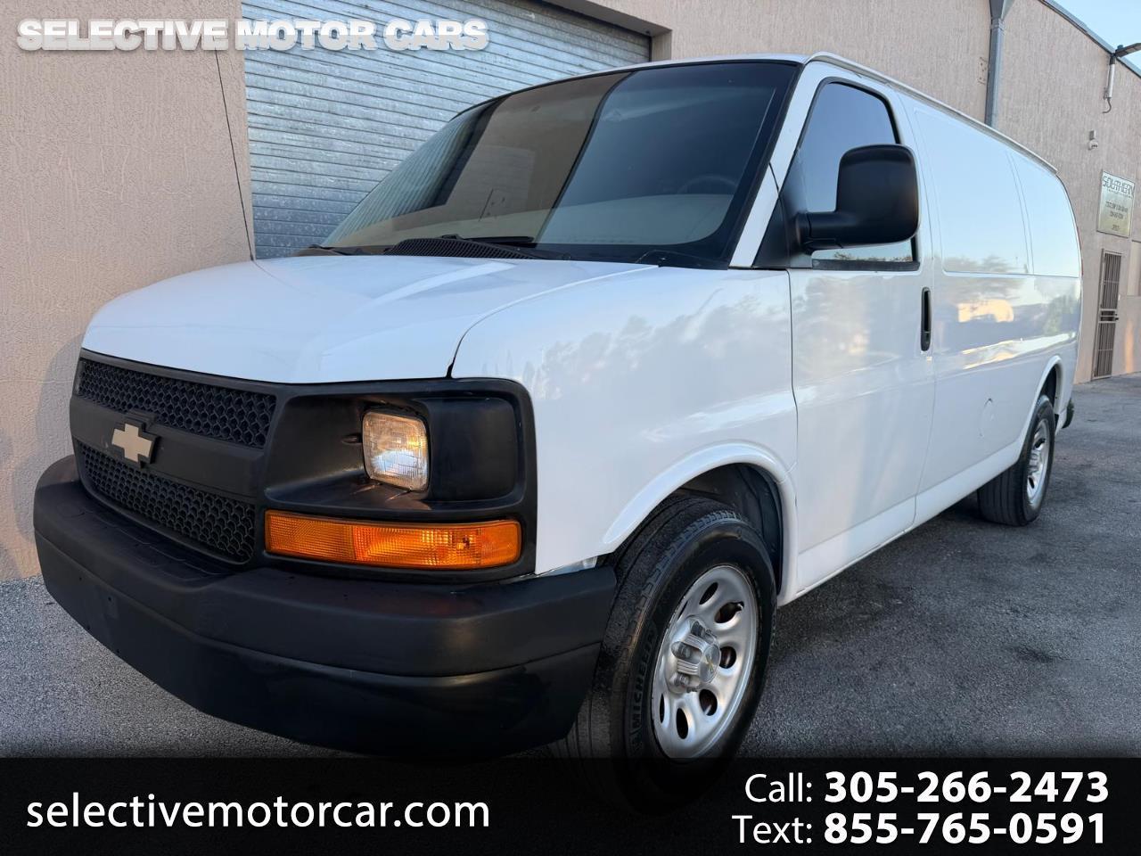 2011 Chevrolet Express Cargo Van RWD 1500 135"