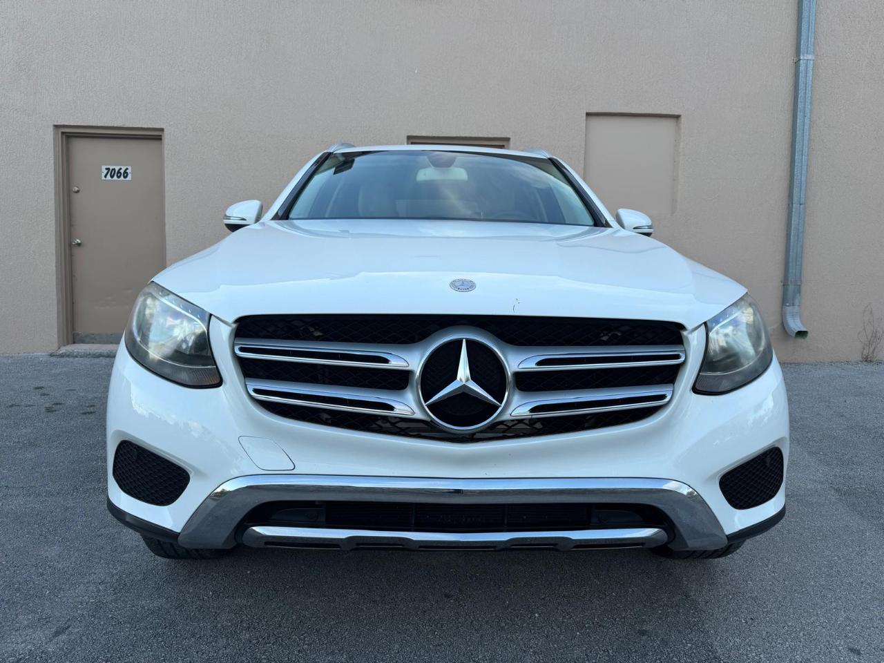 Mercedes-Benz GLC RWD 4dr GLC 300 2016