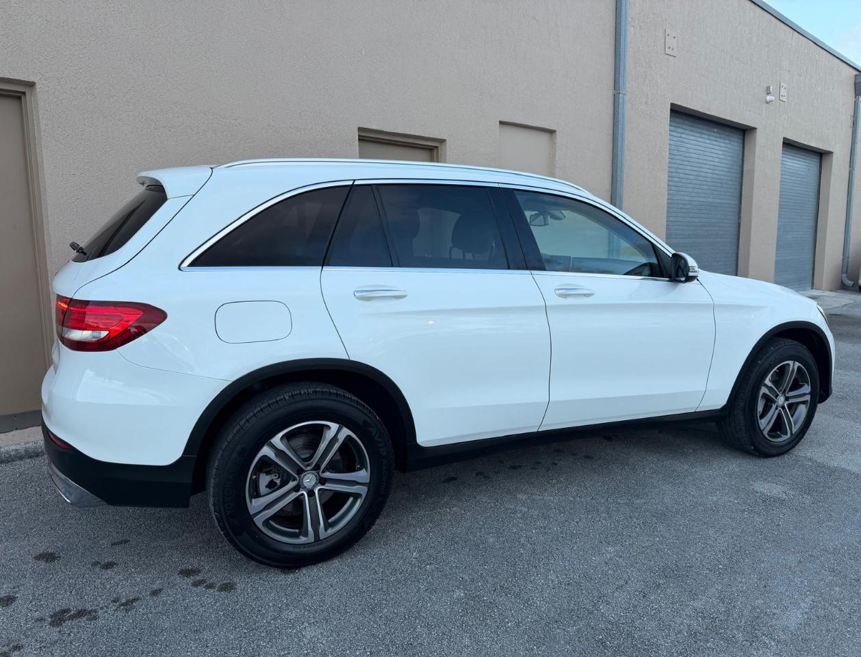 Mercedes-Benz GLC RWD 4dr GLC 300 2016