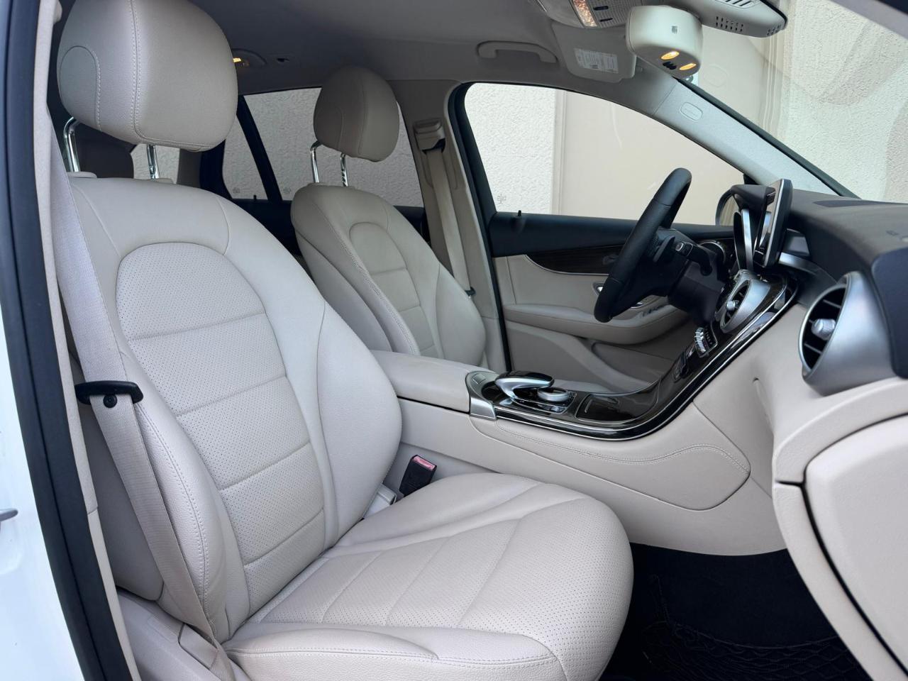 Mercedes-Benz GLC RWD 4dr GLC 300 2016