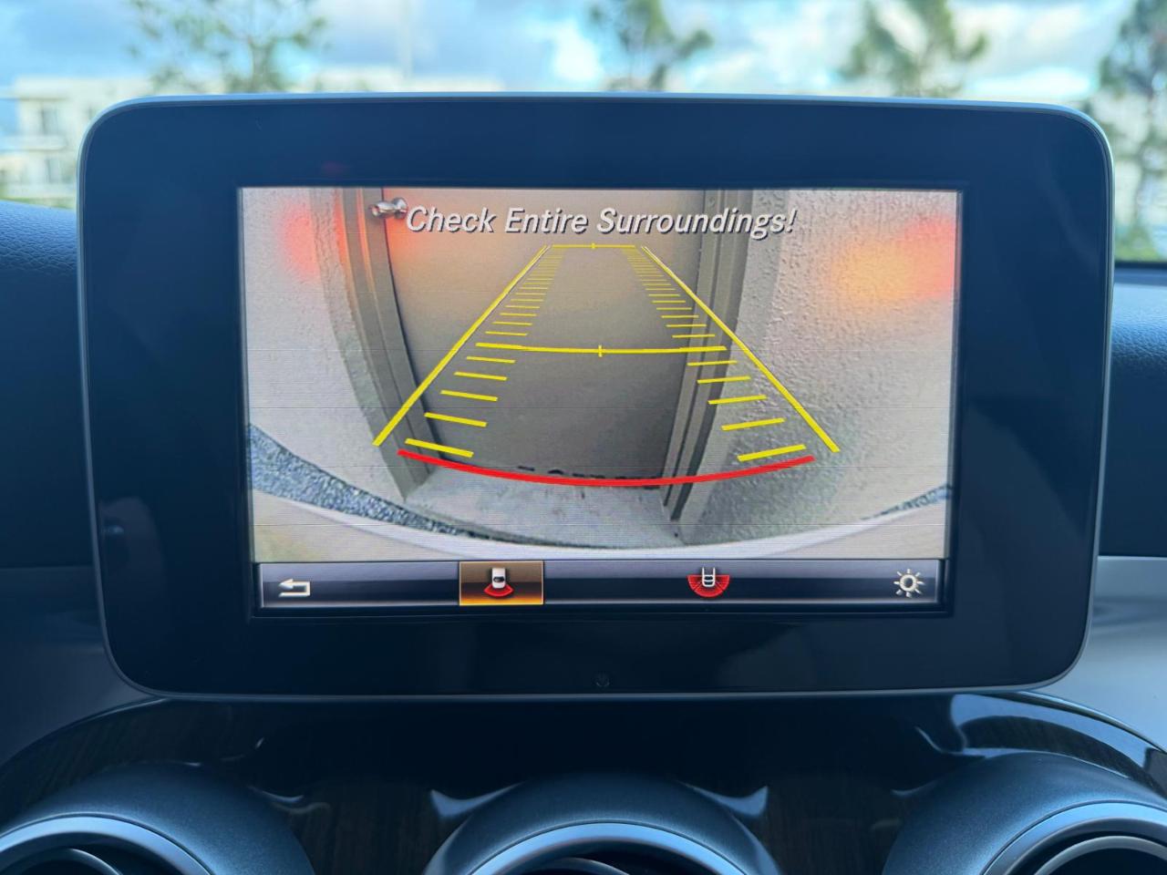 Mercedes-Benz GLC RWD 4dr GLC 300 2016