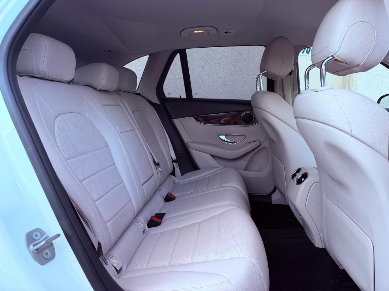 Mercedes-Benz GLC RWD 4dr GLC 300 2016