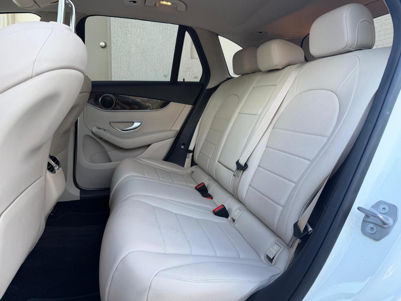 Mercedes-Benz GLC RWD 4dr GLC 300 2016