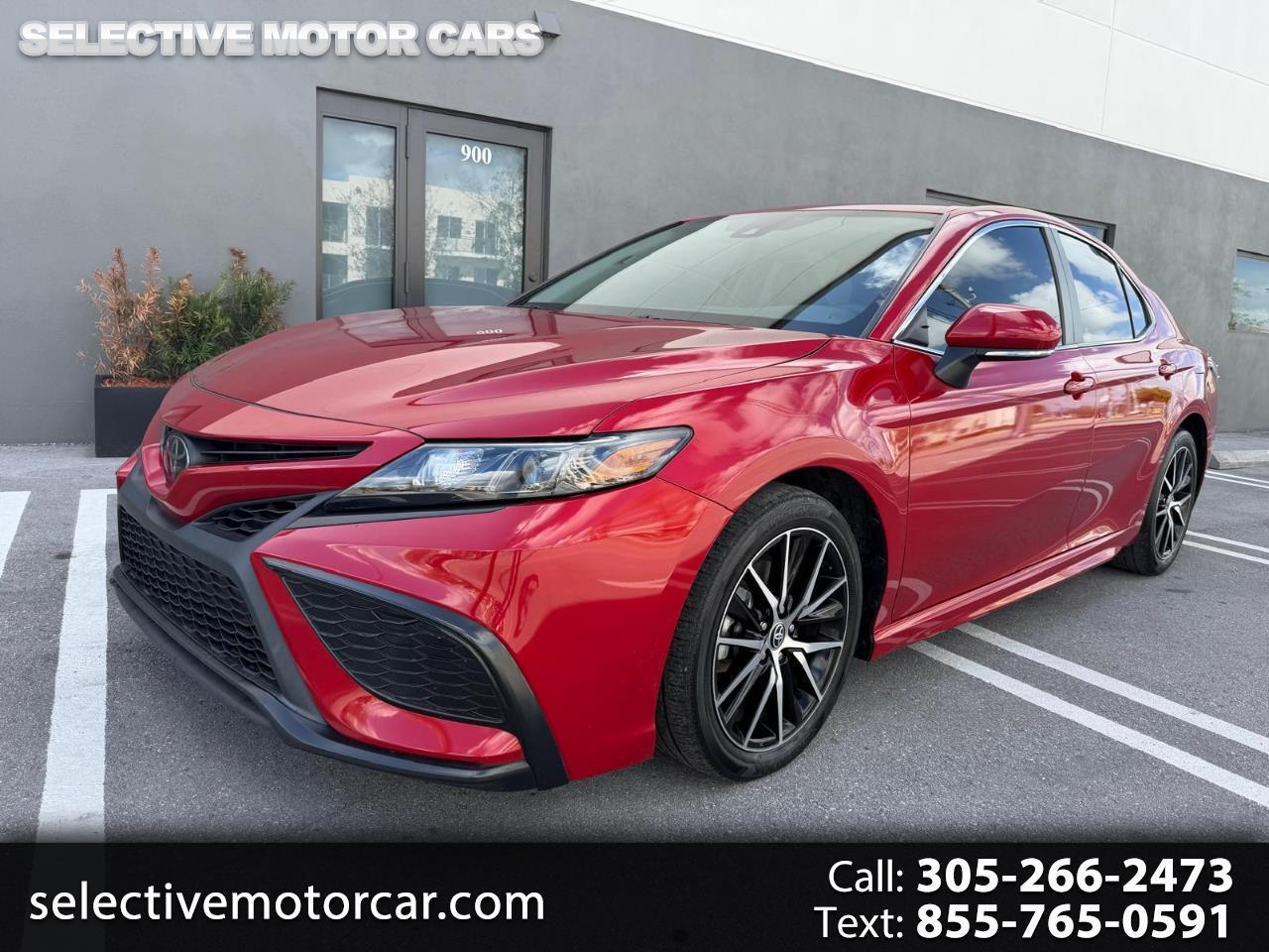 2023 Toyota Camry Hybrid SE Nightshade CVT (Natl)