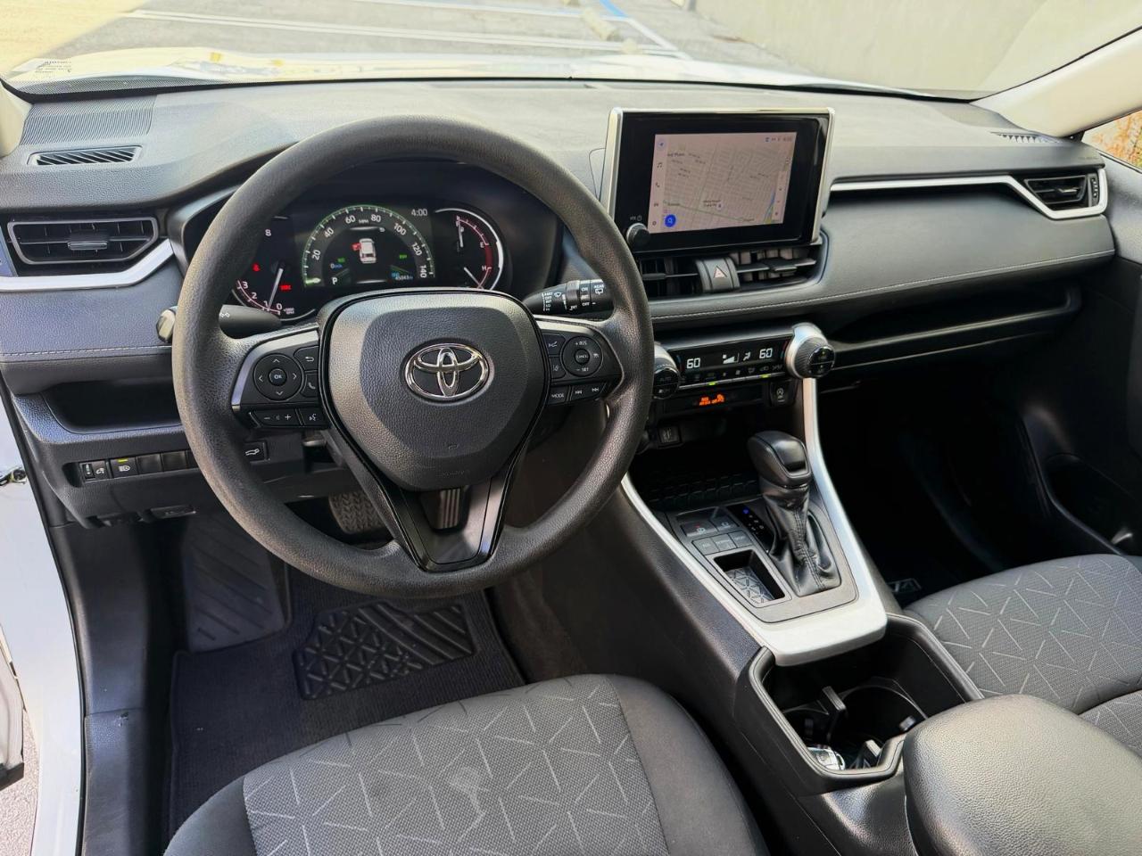 Toyota RAV4 XLE FWD (Natl) 2023