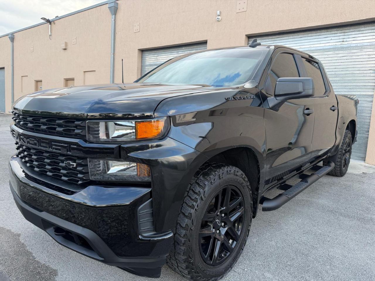 Chevrolet Silverado 1500 2WD Crew Cab 147" Custom 2021