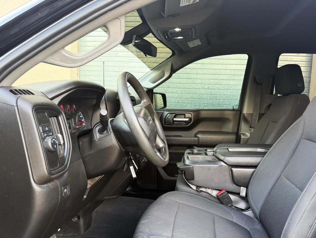 Chevrolet Silverado 1500 2WD Crew Cab 147" Custom 2021