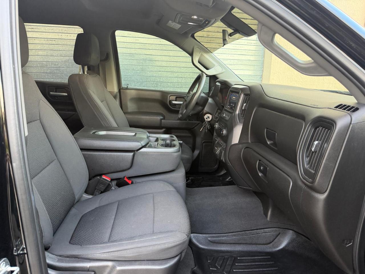 Chevrolet Silverado 1500 2WD Crew Cab 147" Custom 2021