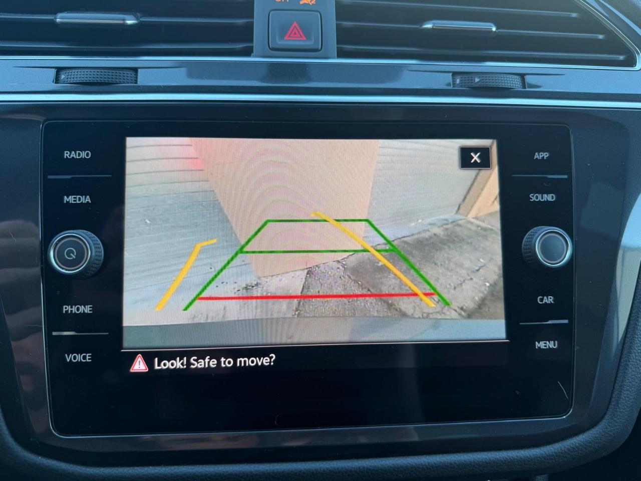 Volkswagen Tiguan 2.0T SE R-Line Black FWD 2021