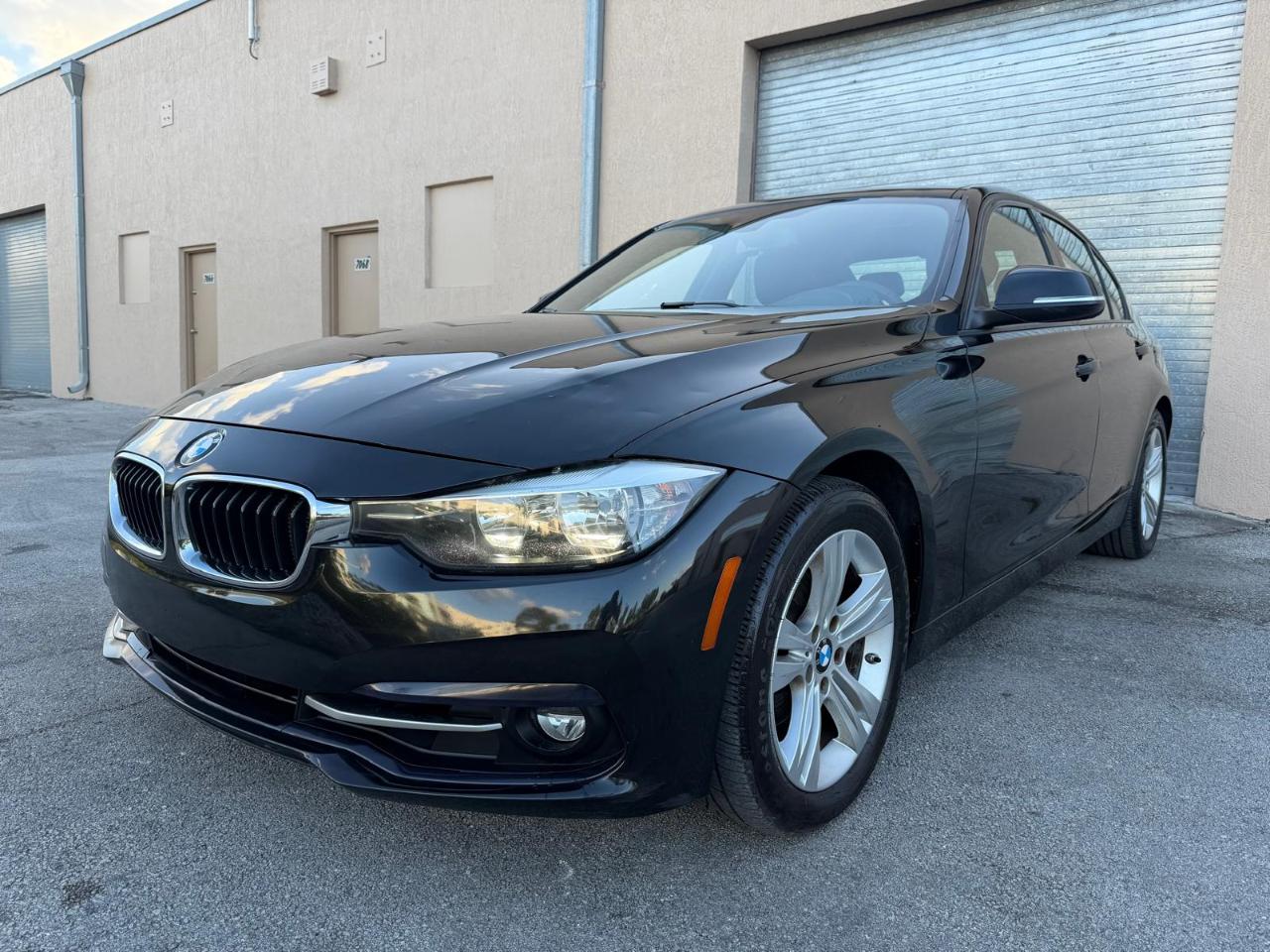 BMW 3 Series 4dr Sdn 328i RWD South Africa SULEV 2016